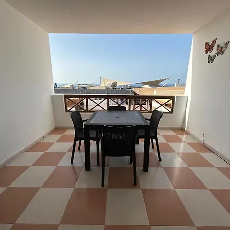 3a La Cumbra Apartment *